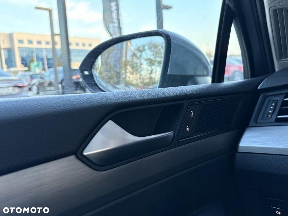 Volkswagen Passat - 13