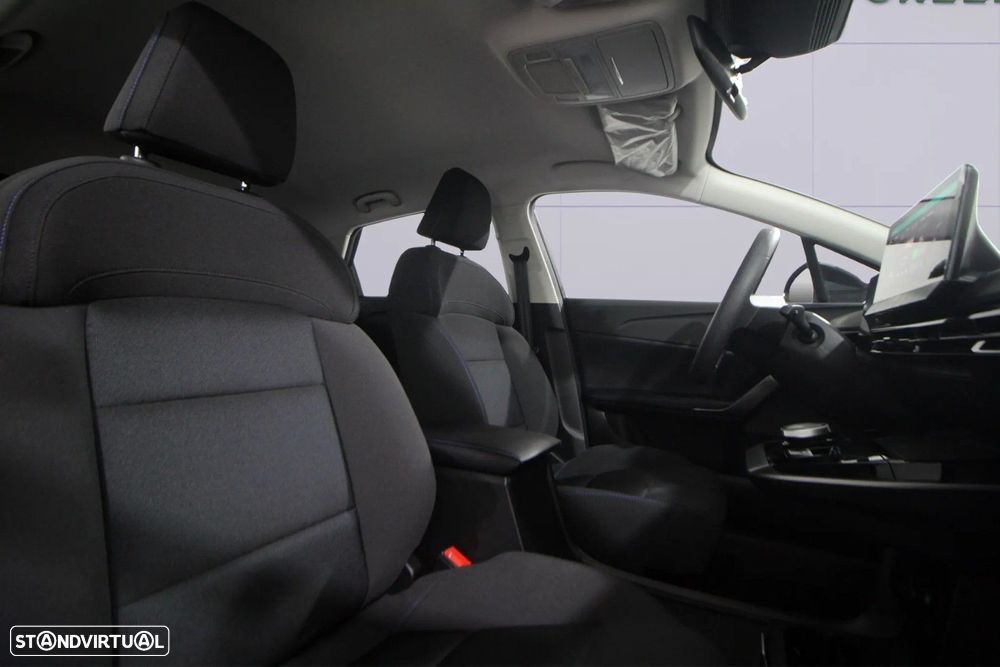 MG MG4 64 kWh Comfort - 12