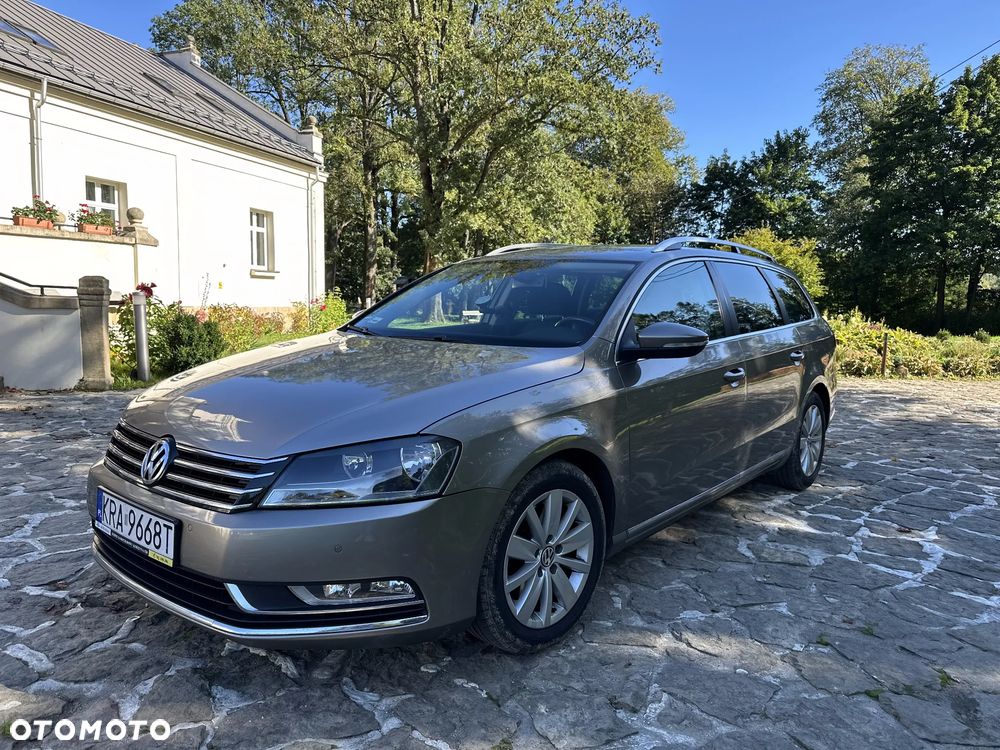 Volkswagen Passat Variant 2.0 Blue TDI SCR Comfortline - 2