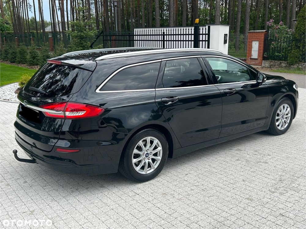 Ford Mondeo - 8