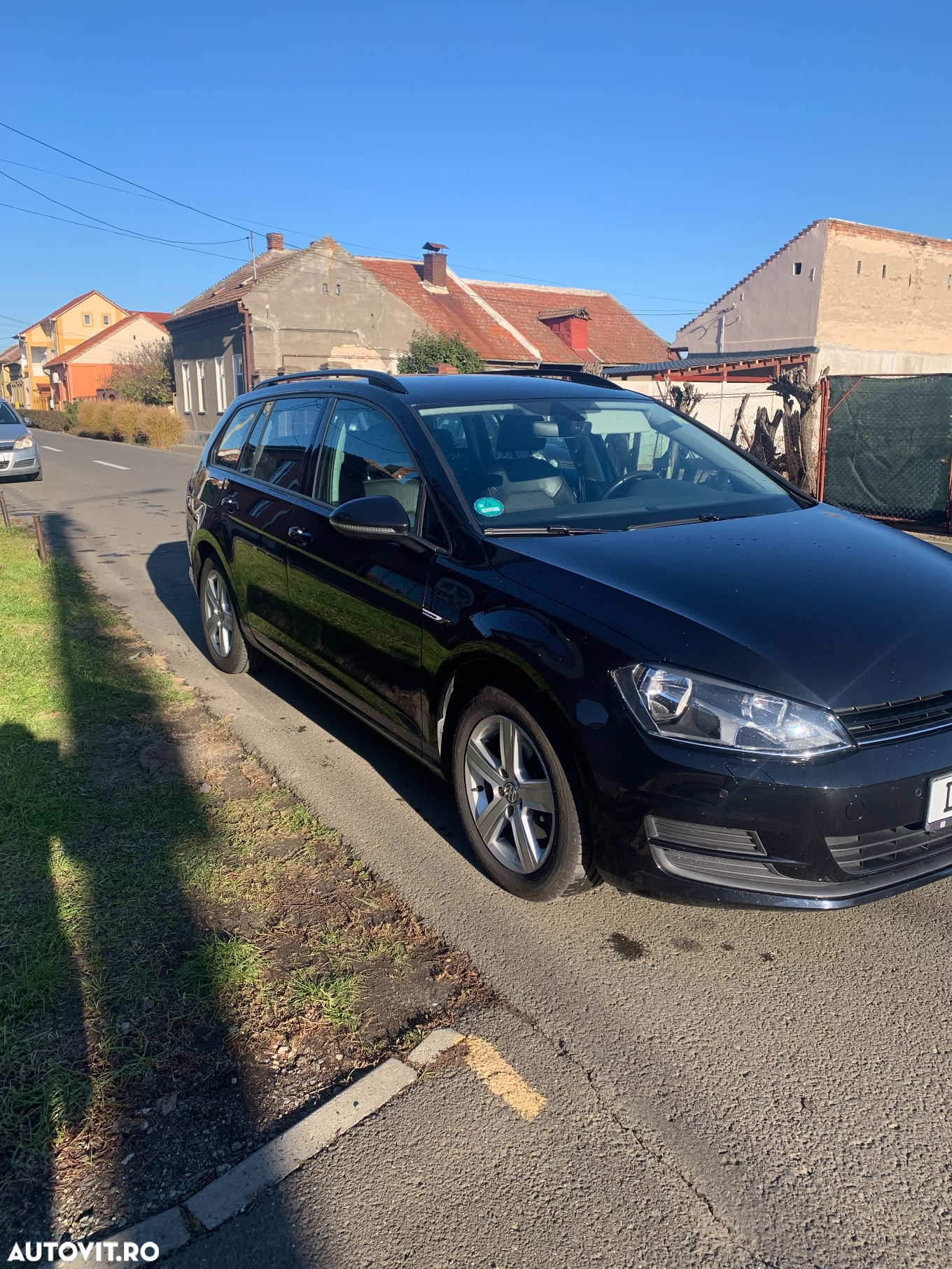 Volkswagen Golf 2.0 BlueTDI Highline - 3