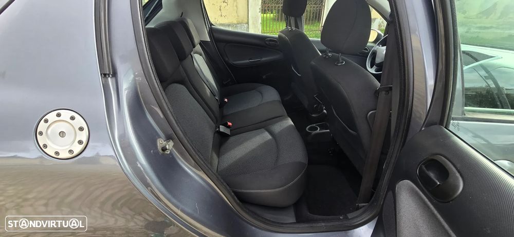 Peugeot 206+ 1.1 Trendy - 12