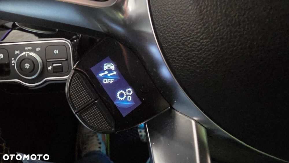 Mercedes-Benz CLA - 21