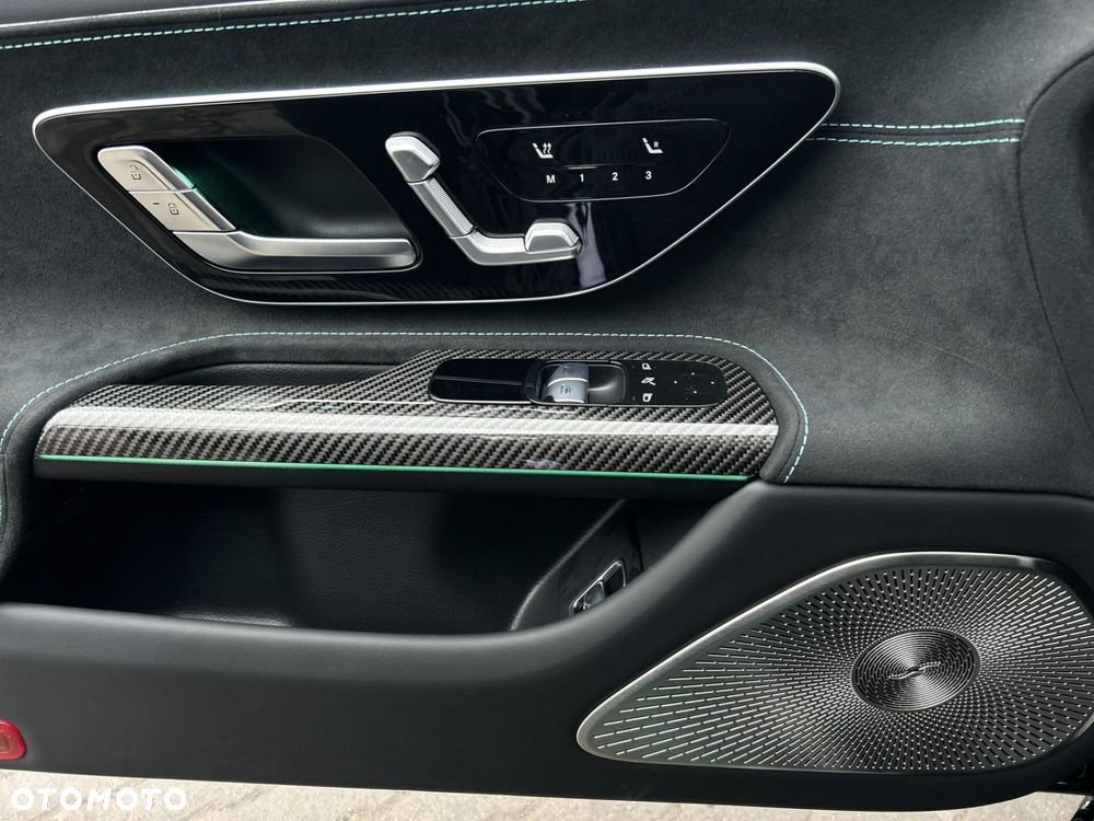 Mercedes-Benz AMG GT - 18