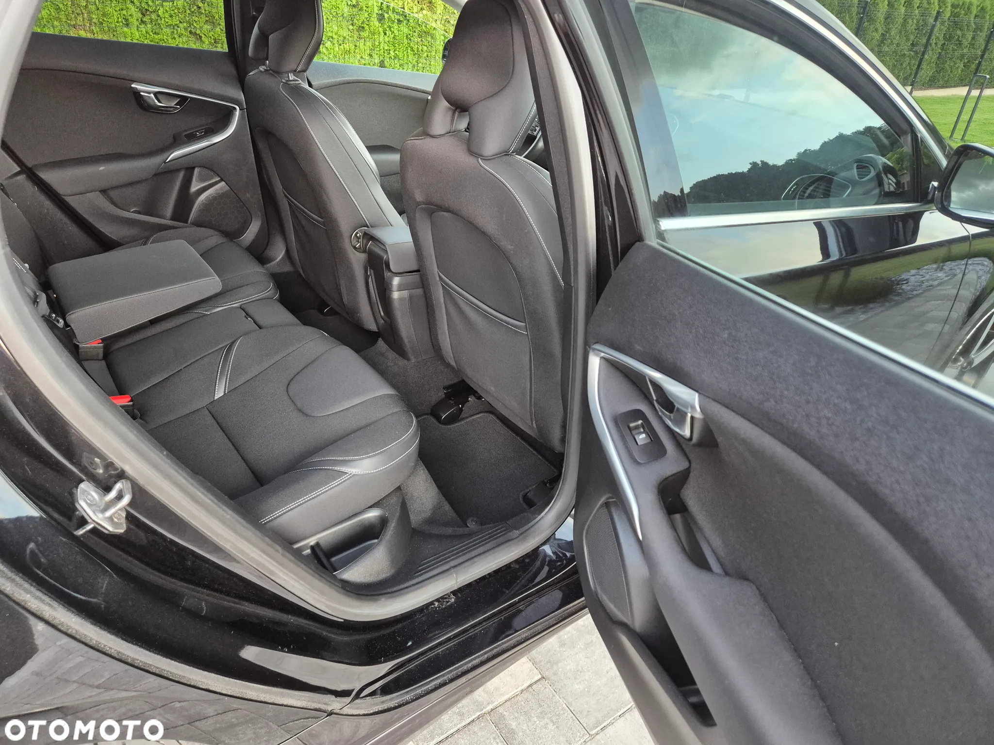 Volvo V40 D4 Drive-E Momentum - 22