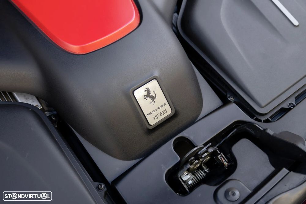Ferrari FF 6.3 V12 - 7