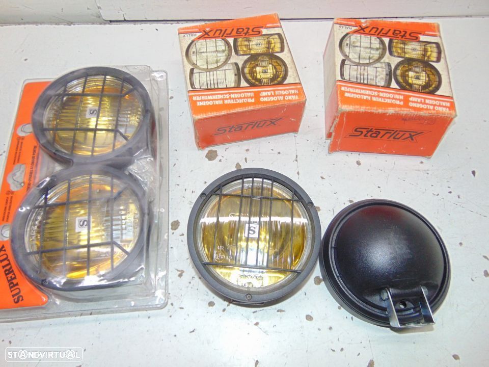 Antigos e clássicos jipes e outros faróis de nevoeiro - 9