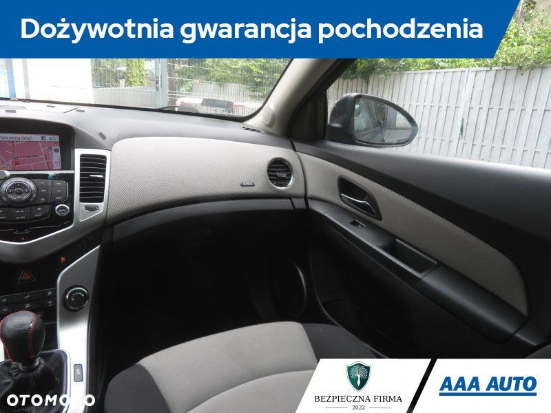 Chevrolet Cruze - 10