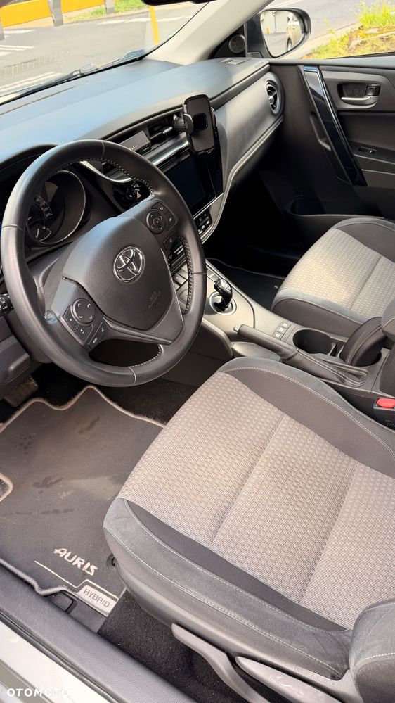 Toyota Auris - 4