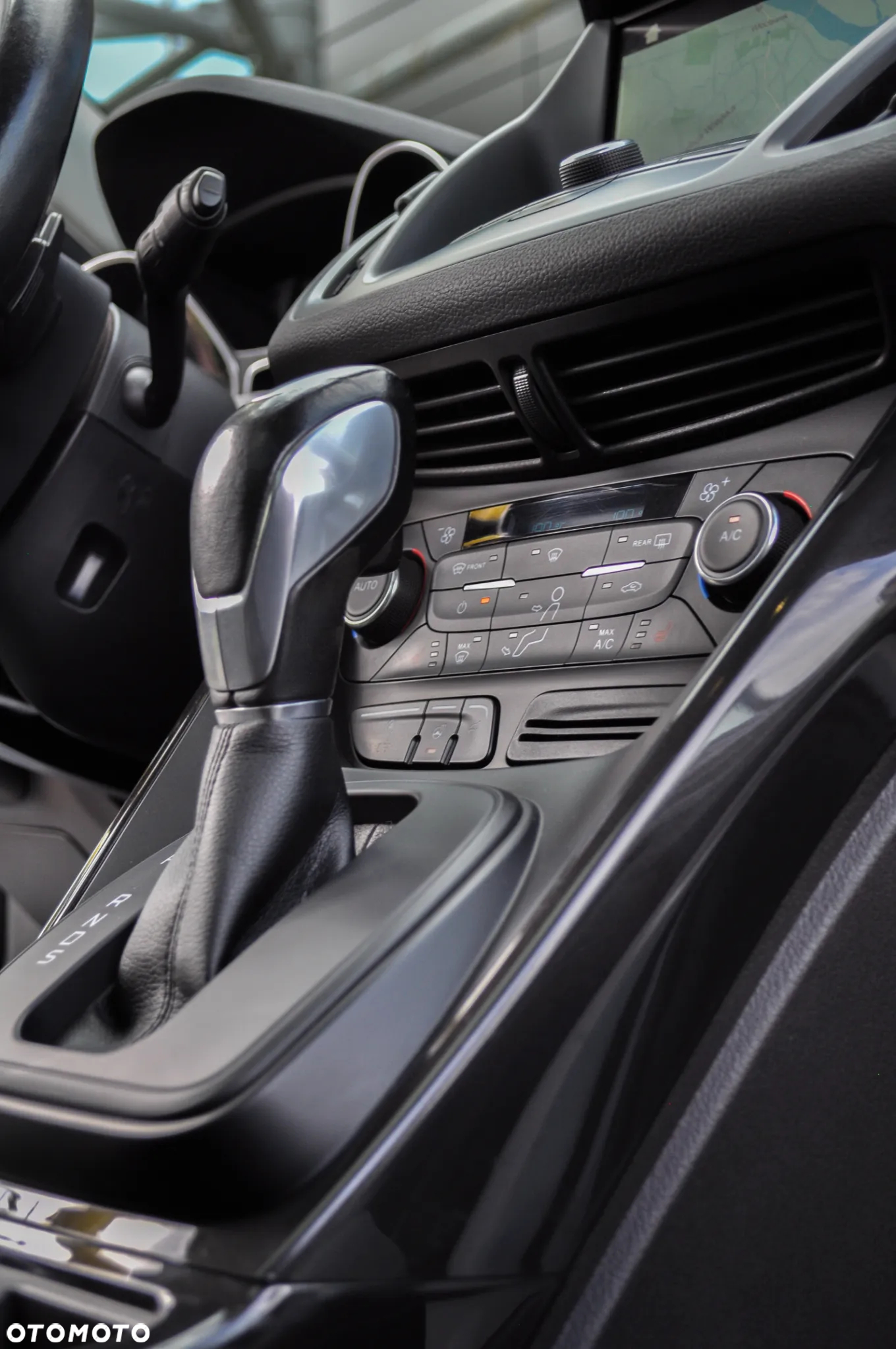 Ford Kuga 2.0 TDCi 4x4 Individual - 13