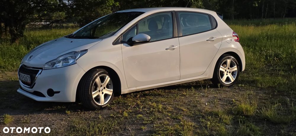 Peugeot 208 1.6 e-HDi Active STT - 4