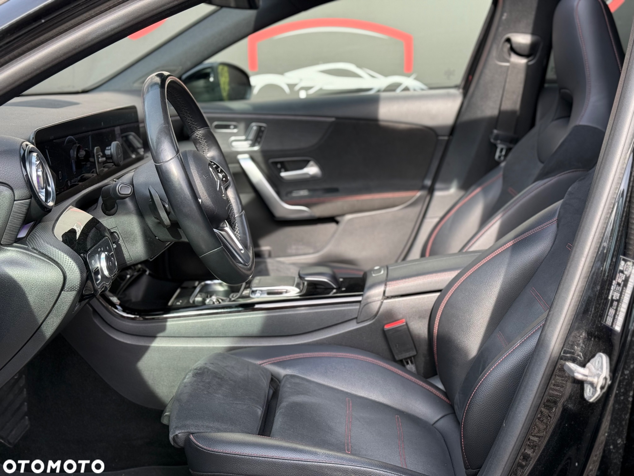 Mercedes-Benz Klasa A 250 4-Matic AMG Line 8G-DCT - 31