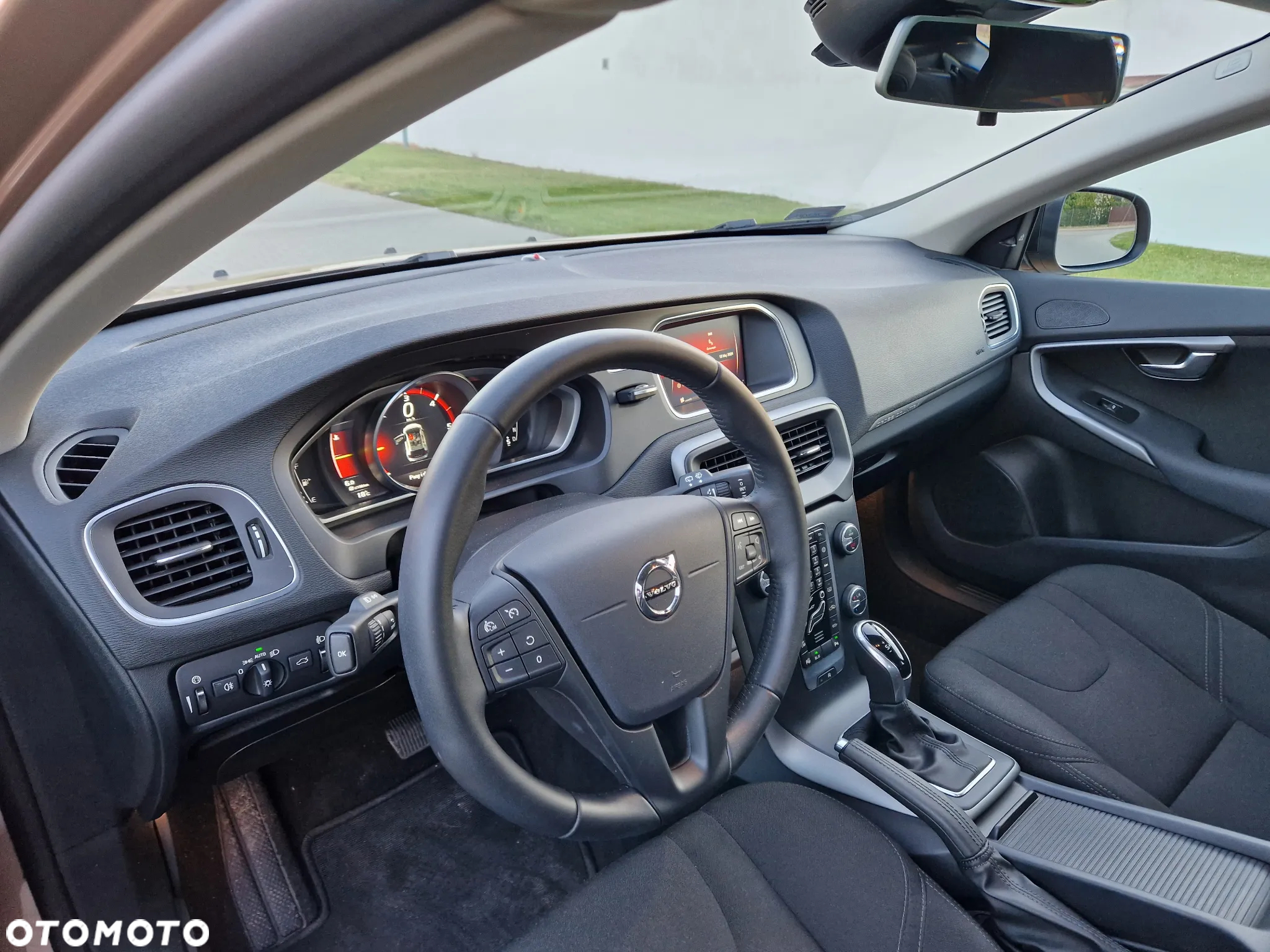 Volvo V40 D3 Drive-E Kinetic - 14