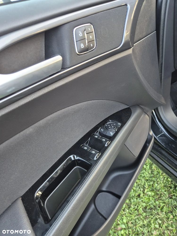 Ford Mondeo 2.0 TDCi STart-Stopp PowerShift-Aut Titanium - 13