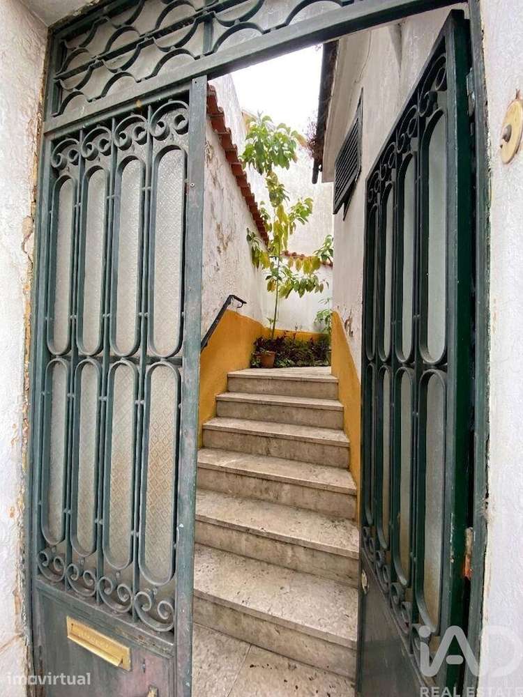 Ateliê T4 em Alcobaça e Vestiaria - Grande imagem: 5/40