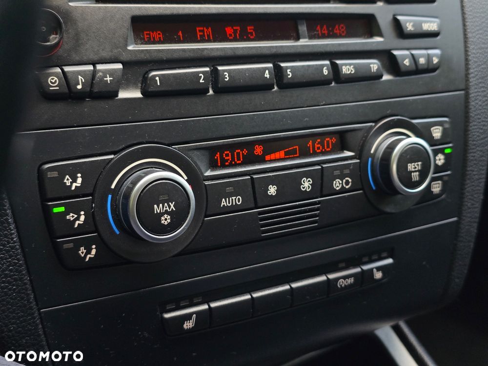 BMW Seria 1 118d - 19