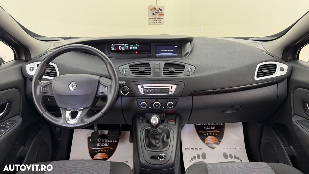 Renault Scenic - 8