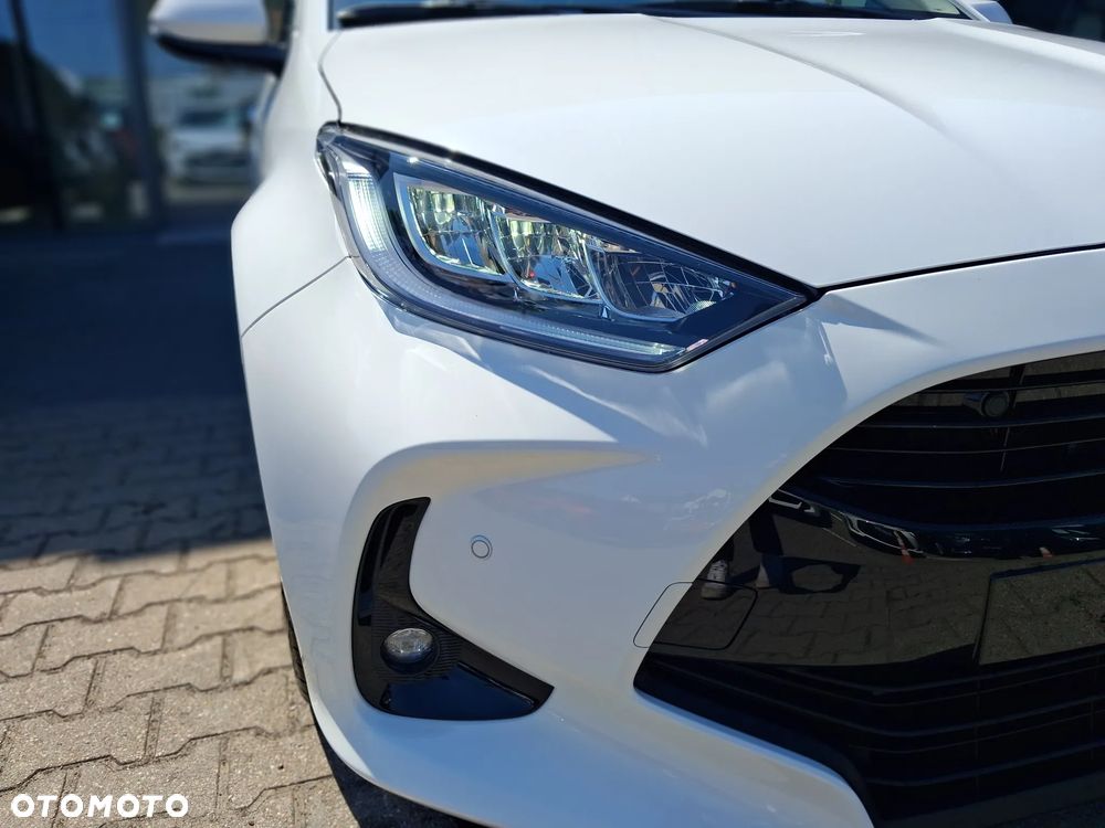 Toyota Yaris Hybrid 1.5 Style - 10