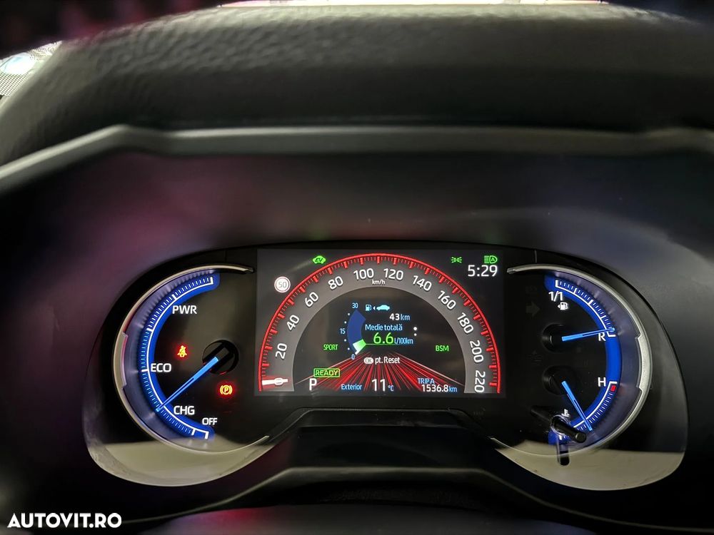 Toyota RAV4 2.5 4x4 Hybrid Lounge - 32