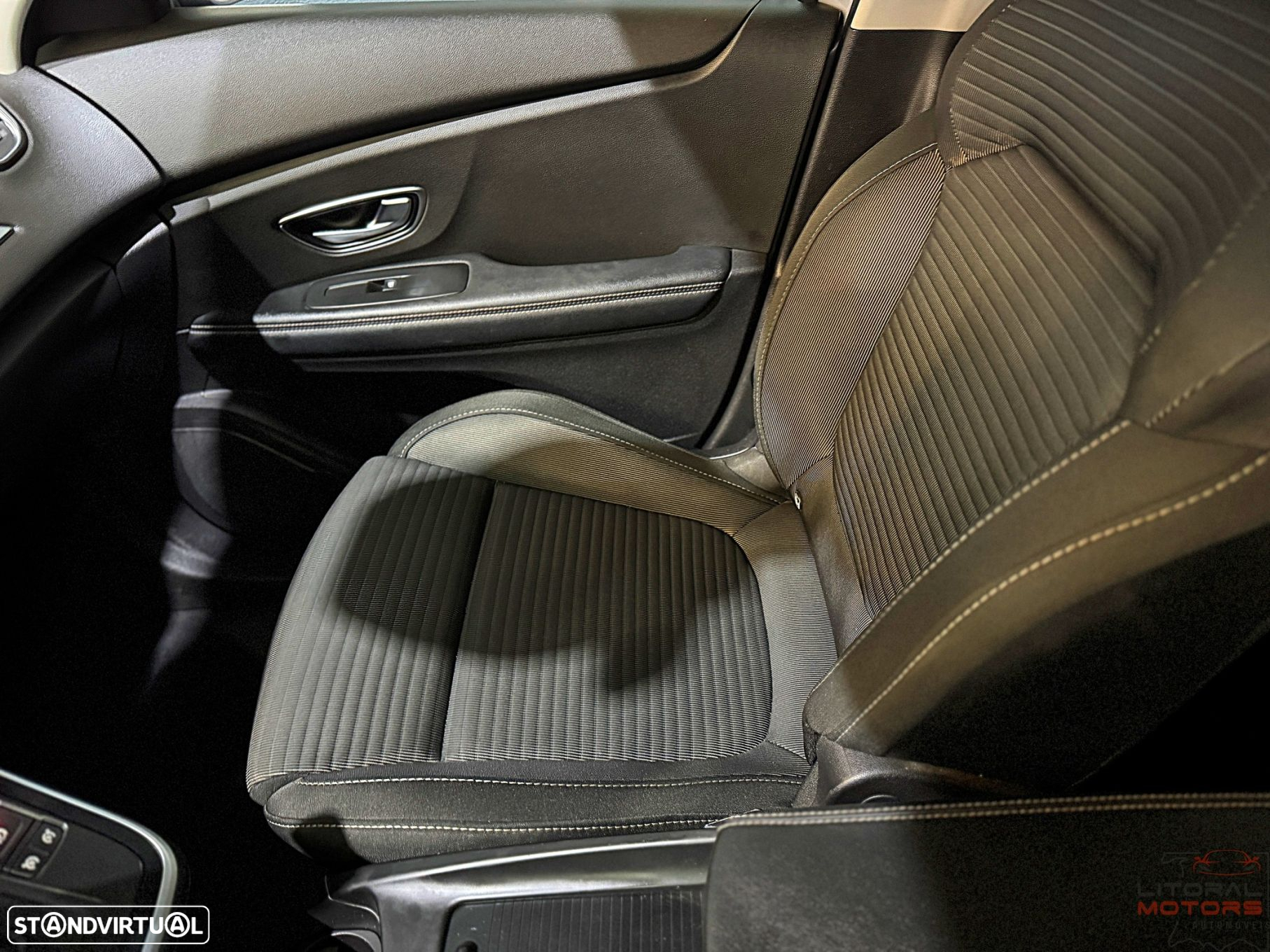Renault Grand Scénic 1.5 dCi Luxe EDC SS - 20