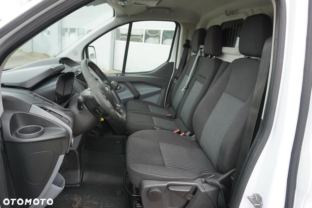 Ford Transit Custom L1H1 270 2,2TDCI 125KM - 15