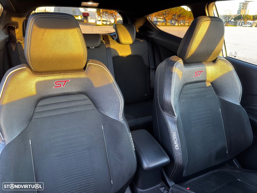 Ford Fiesta 1.5 EcoBoost ST High - 19