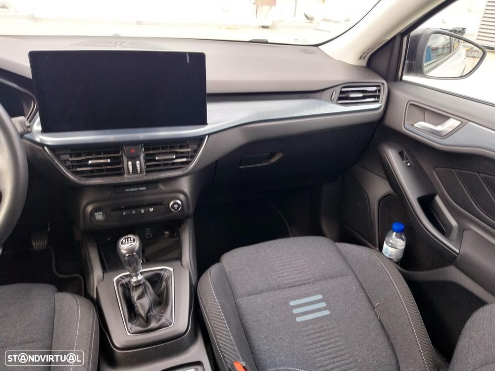 Ford Focus 1.5 TDCi ECOBlue Active X - 18