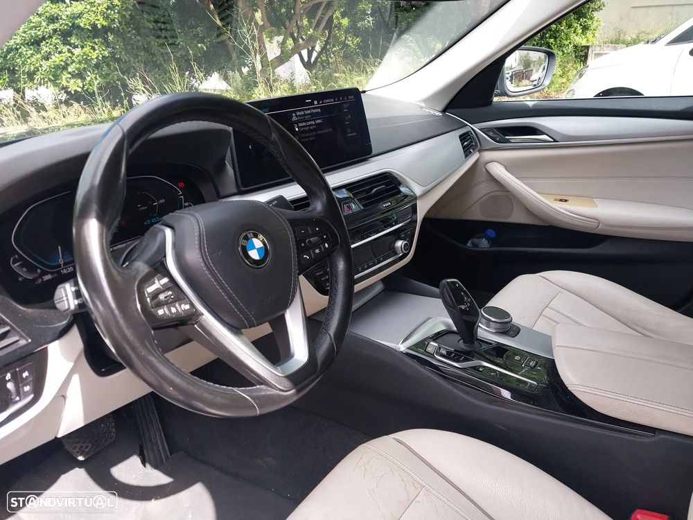BMW 530 e - 4