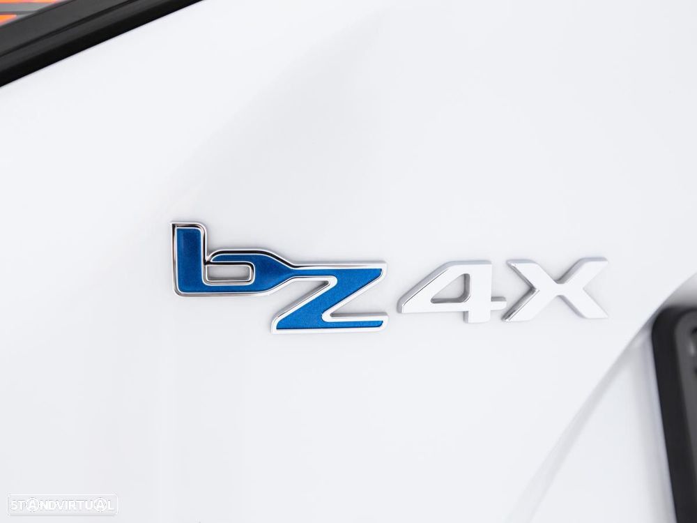 Toyota bZ4X Standard - 17