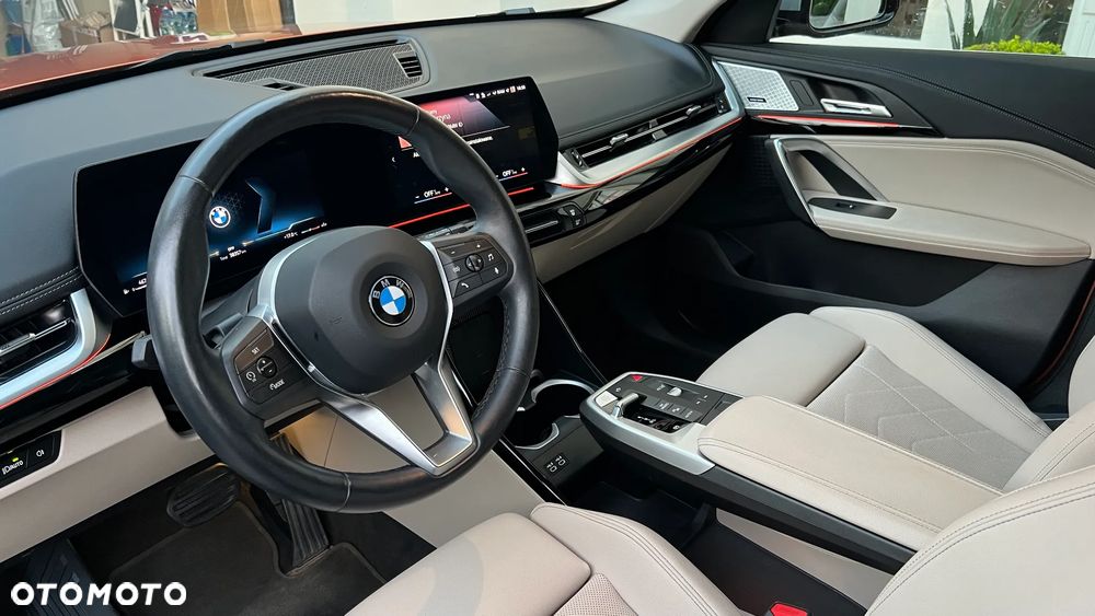 BMW X1 sDrive18i xLine - 24