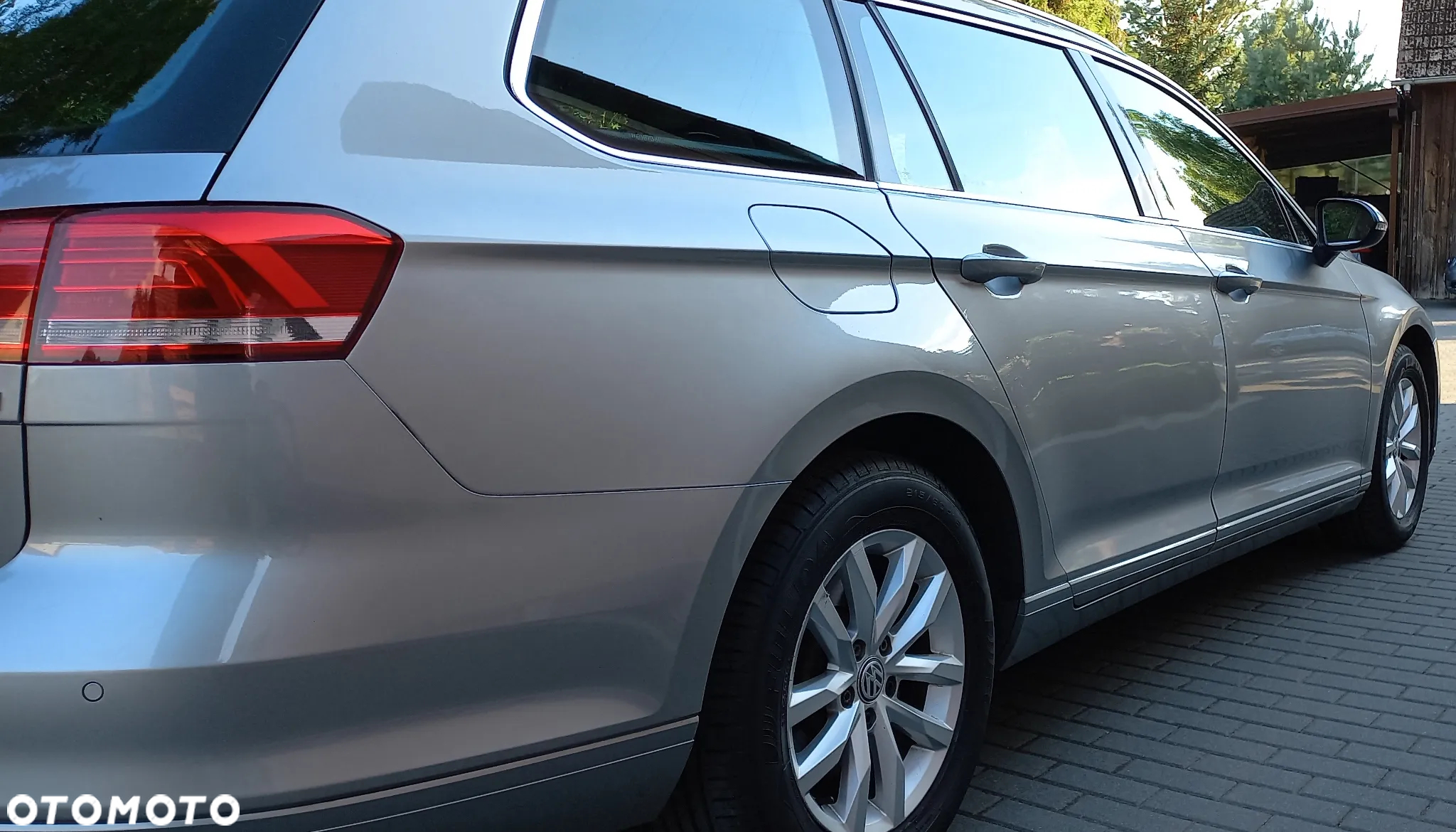 Volkswagen Passat - 10