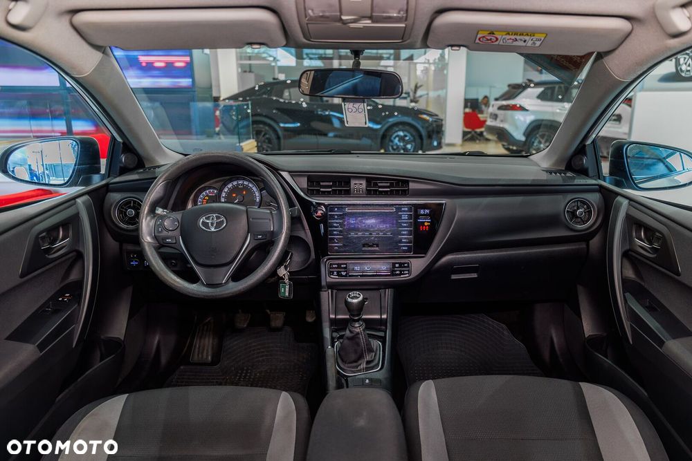 Toyota Auris 1.33 VVT-i Active - 8