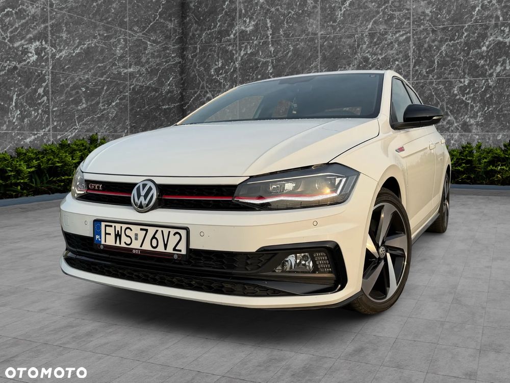 Volkswagen Polo 2.0 TSI DSG GTI - 3