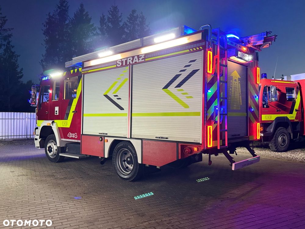 MAN Straż pożarna pojazd pożarniczy wóz strażacki MAN L80 GBA średni terenowy- uterenowiony 4x4 CNBOP 3000l wody wyciągarka mechaniczna reduktor blokady przedniego i tylnego mostu, maszt oświetleniowy - 2