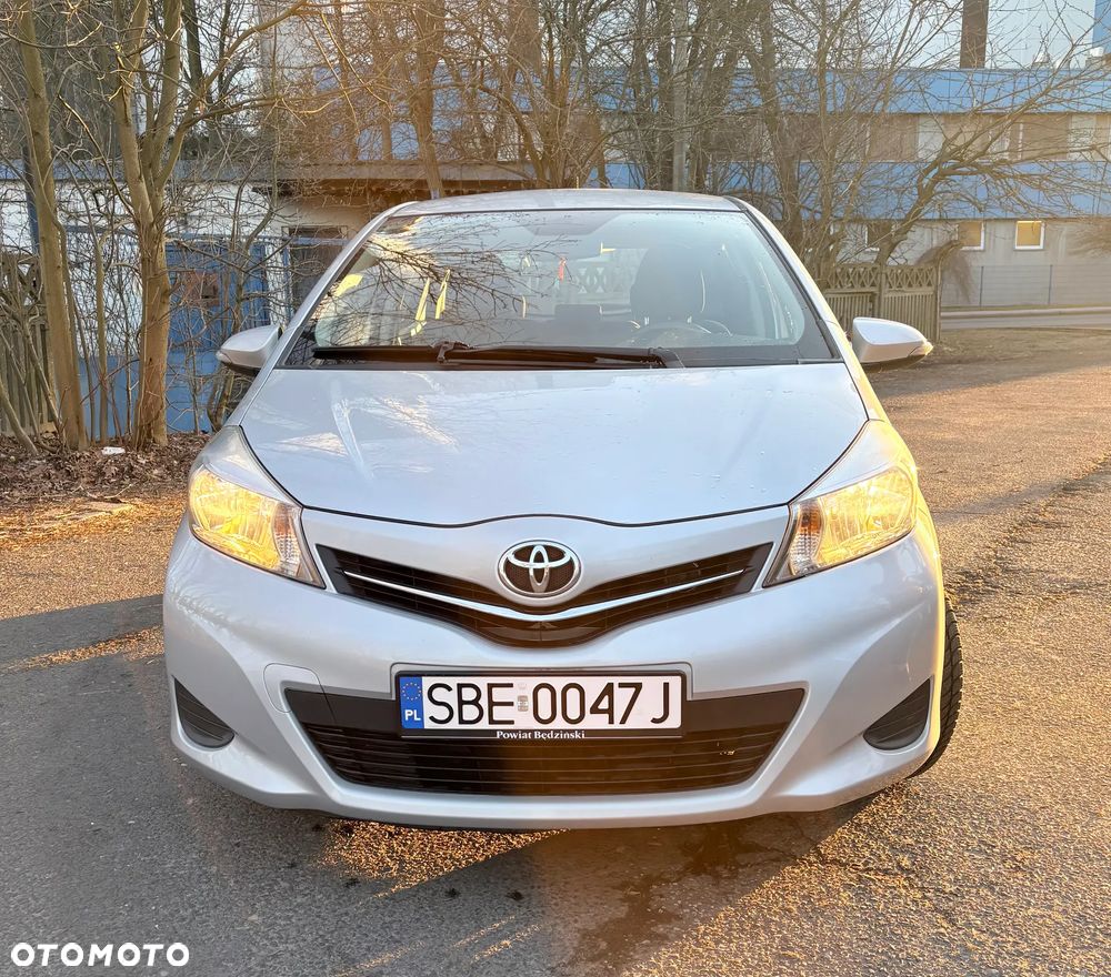 Toyota Yaris 1.0 Premium - 1