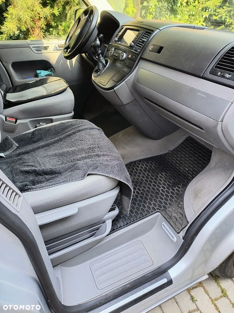 Volkswagen Transporter - 7