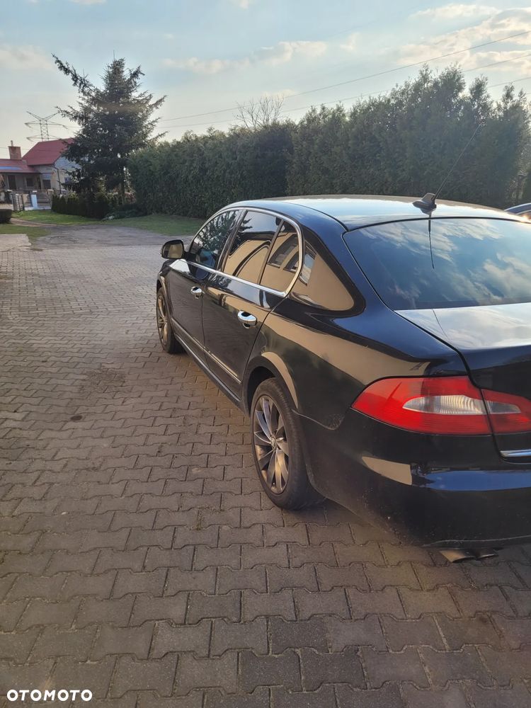 Skoda Superb 1.8 TSI Elegance DSG - 4