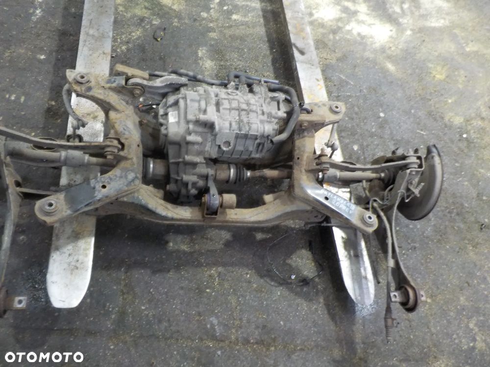 MITSUBISHI OUTLANDER III 2.0 B PHEV 13-17r MOST DYFER SILNIK ELEKTRYCZNY SANKI F1E1A-2-B5Z - 2