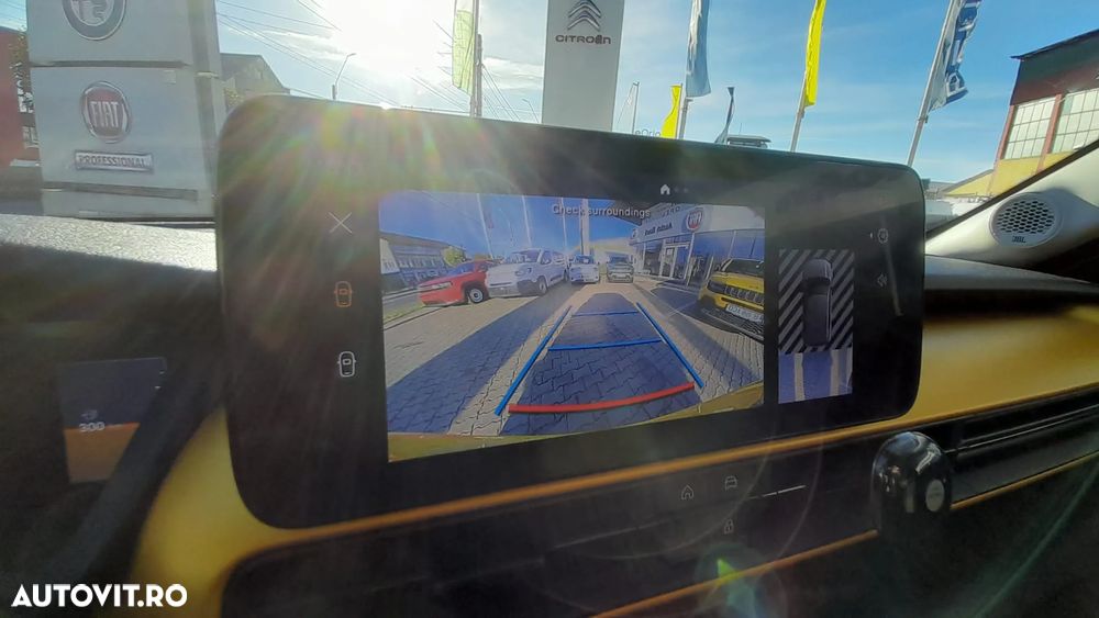 Jeep Avenger 1.2 AT6 Turbo MHEV Summit - 8