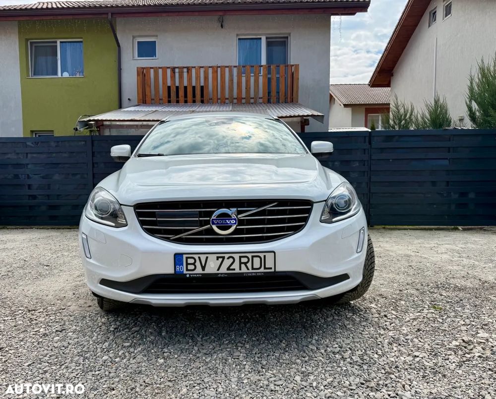 Volvo XC 60 D4 Momentum Pro - 4