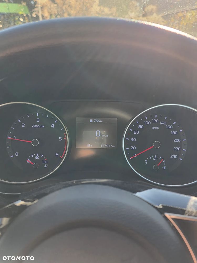 Kia Ceed 1.6 CRDi SCR S - 4