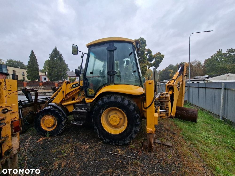 JCB 3Cx Sitemaster 4X4 - 8