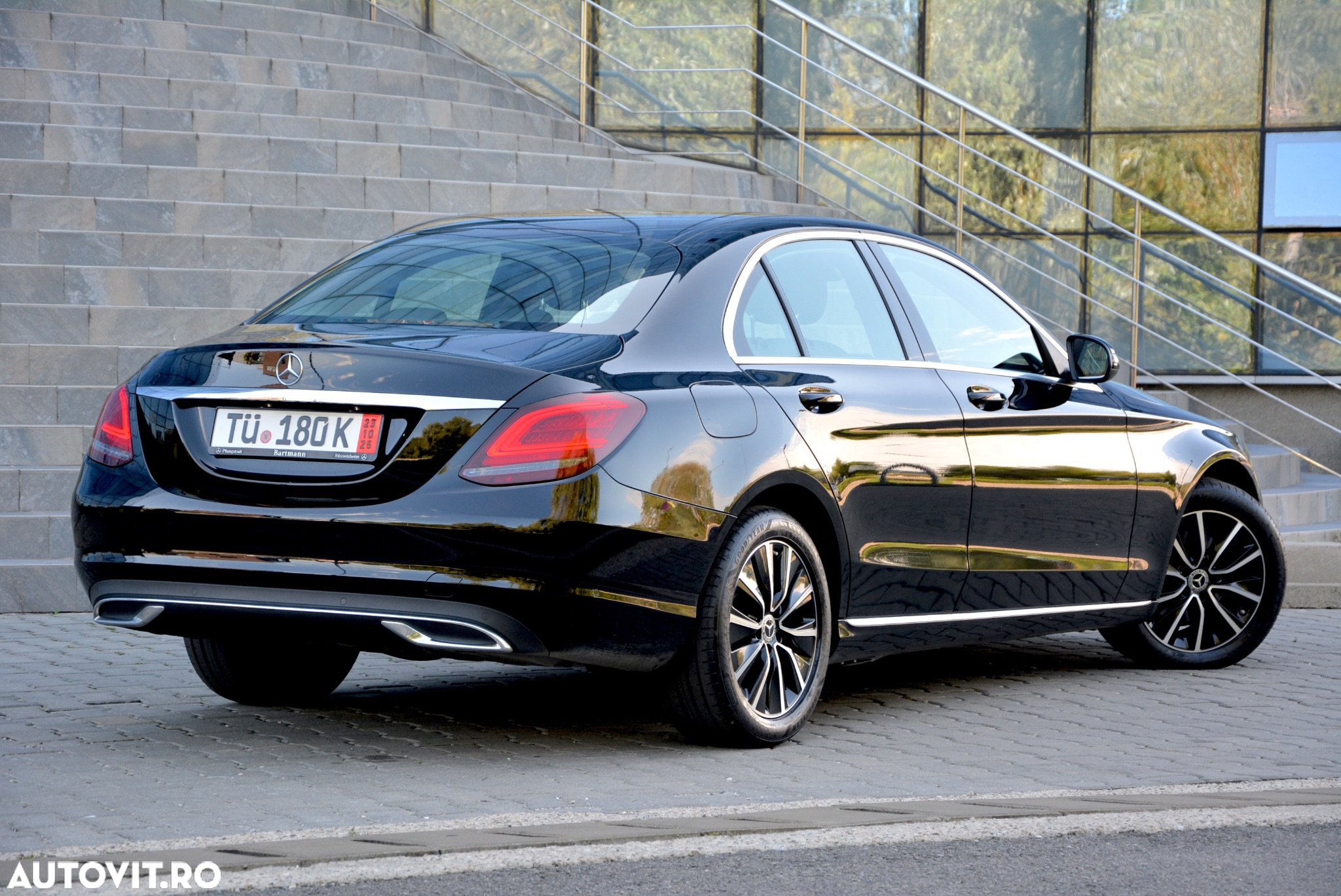 Mercedes-Benz C 220 d 9G-TRONIC Avantgarde - 9
