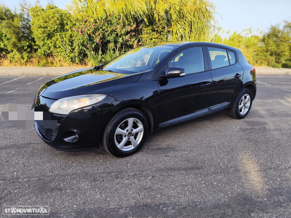 Renault Mégane 1.5 dCi Confort - 1