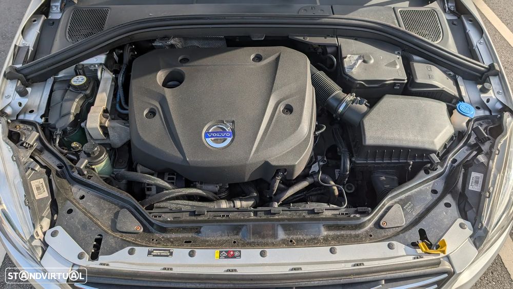 Volvo XC 60 D4 Geartronic Momentum - 15