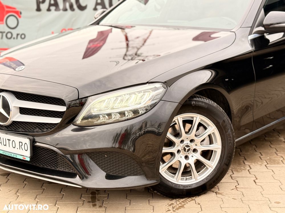 Mercedes-Benz C 180 Aut. - 25