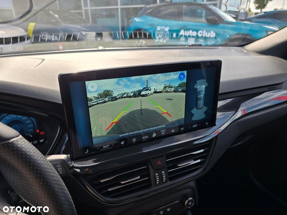 Ford Focus 1.0 EcoBoost ST-Line X - 24