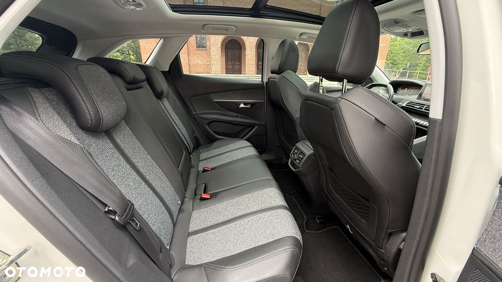 Peugeot 3008 PureTech 130 Stop & Start Allure - 19