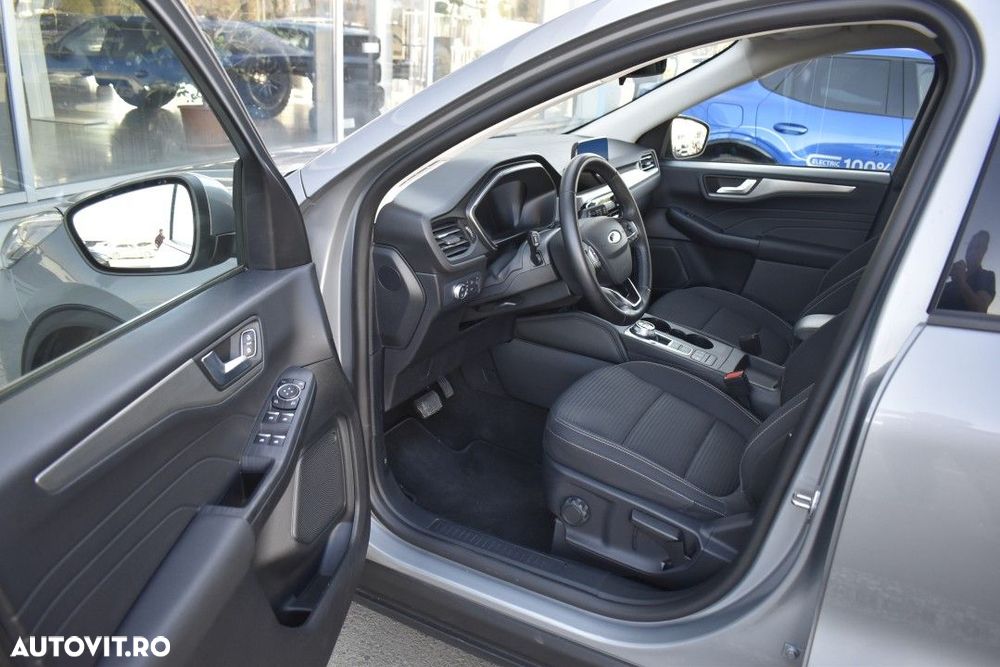 Ford Kuga - 33