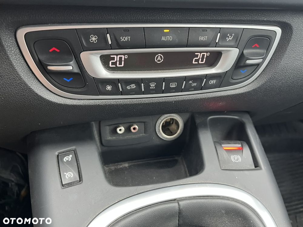 Renault Scenic - 9